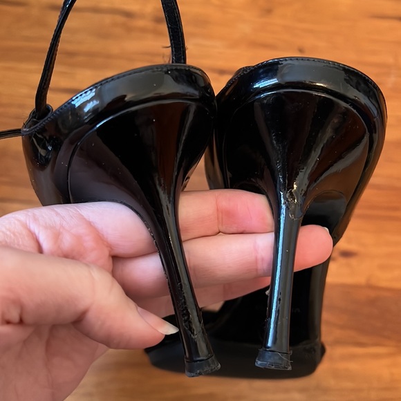 Chanel Black Ankle Strap Heels 39.5 - Picture 10 of 10